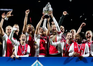 El Ajax equipara las condiciones mínimas de sus equipos femenino y masculino