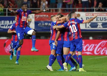 La fe del Eibar acaba con un Sevilla irreconocible