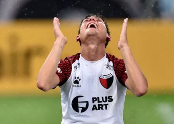 Colón de Santa Fe reivindica al fútbol argentino más allá de Buenos Aires