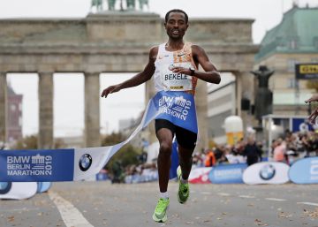 Bekele se queda a dos segundos del récord mundial de maratón