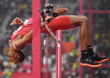 Doha enloquece con el oro del saltador Barshim