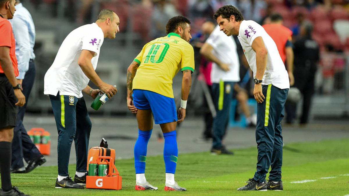 Neymar, durante el partido entre Brasil y Nigeria.