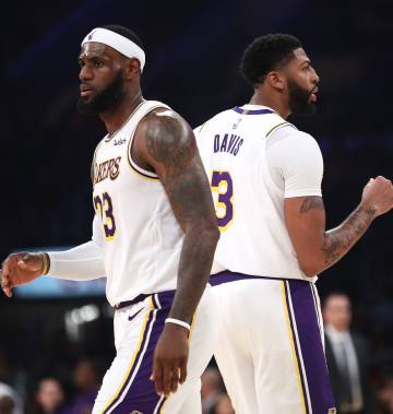 La NBA se reinventa al son de sus estrellas