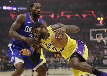 Leonard marca terreno ante LeBron y Marc Gasol estrena el anillo con triunfo