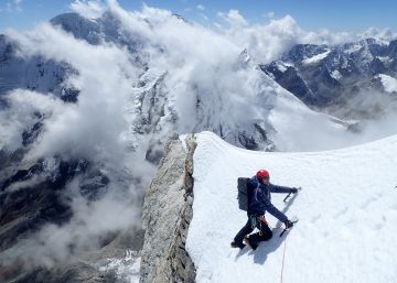 L’alpinisme autèntic davant la muntanya de consum