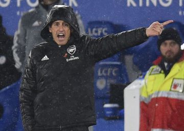Emery no mejora al peor Wenger