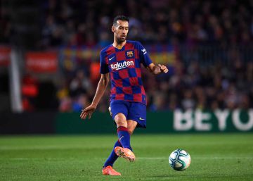 La noria del mediocentro lía al Barça