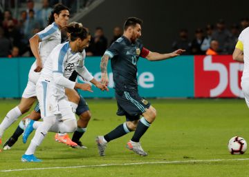 Messi juega, y marca, en Tierra Santa a pesar de los cohetes