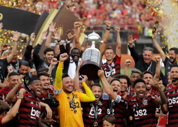 Flamengo arrebata en los últimos minutos la Copa Libertadores a River Plate