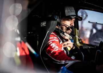 Fernando Alonso disfruta en las dunas: “La mejora ha sido espectacular”