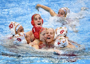 Las waterpolistas españolas se bañan en oro