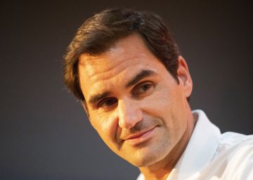 Federer, operado, se cae de Roland Garros