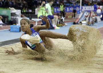Yulimar Rojas bate el récord mundial de triple salto ‘indoor’: 15,43 metros
