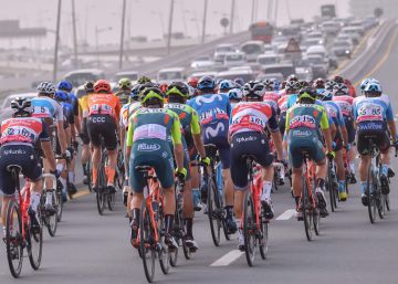 Todos los ciclistas del Tour de Emiratos dan negativo al covid-19 Todos los ciclistas del Tour de Emiratos dan negativo al covid-19