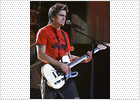 Juanes, revelación de los Grammy, pone romanticismo al rock alternativo