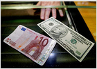 El dólar sigue en la UVI