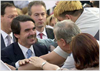 Aznar pone la ilegalización de Batasuna como ejemplo de su forma de tratar las