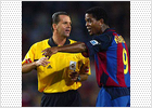 Kluivert carga con la cruz de Rivaldo