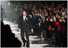 Tom Ford se despide de Gucci con un espectacular desfile Tom Ford se despide de Gucci con un espectacular desfile