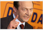 El opositor Basescu gana las elecciones presidenciales rumanas