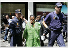 Detenidos ocho opositores a Obiang por asaltar la Embajada de Guinea Detenidos ocho opositores a Obiang por asaltar la Embajada de Guinea