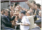 Sarkozy asegura en el País Vasco francés que no mostrará