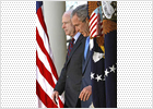 McCain conquista la candidatura republicana y recibe el apoyo de Bush McCain conquista la candidatura republicana y recibe el apoyo de Bush