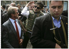 Sarkozy viaja a Moscú para negociar la paz