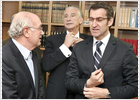 Feijóo se compromete con la patronal a