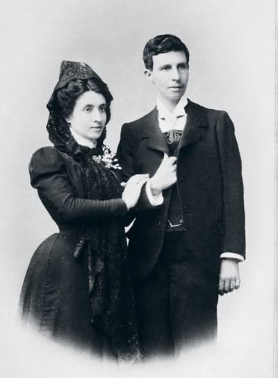 Marcela Y Elisa Casadas En 1901 Edición Impresa El PaÍs