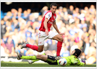 Van Persie abusa del Chelsea