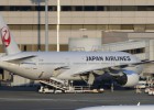 Boeing detecta grietas en las alas del Dreamliner