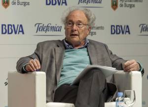 El divulgador científico Eduard Punset durante la clausura del IV Congreso Iberoamericano Sobre Redes Sociales