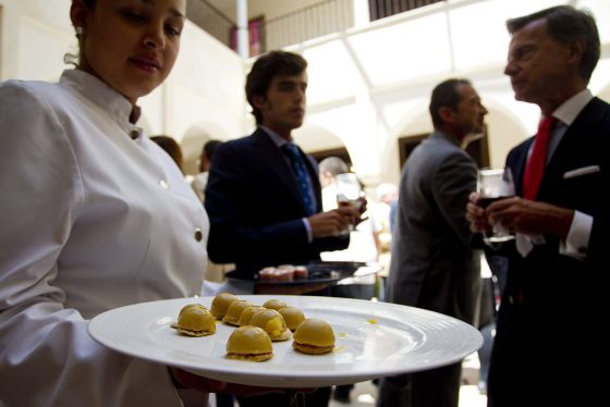 http://economia.elpais.com/economia/2014/07/24/empleo/1406190935_379124.html
