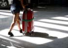 La UE sentencia que las aerolíneas pueden cobrar por las maletas