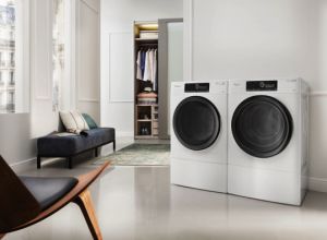 Lavadora y secadora de la firma Whirlpool que se comunican entre sí e interactúan con el usuario a través de una aplicación disponible para iOS y Android.