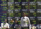 Les borses cauen per la por d’una frenada econòmica mundial