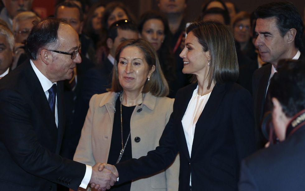 Fitur 2016