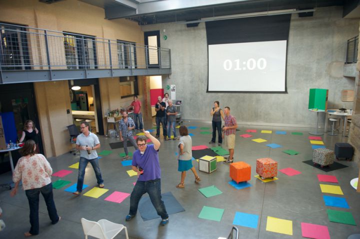 Alumnos de la d.school durante un proyecto. Alumnos de la d.school durante un proyecto.