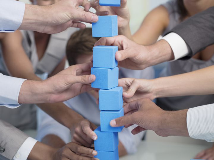 Los juegos fomentan valores de colaboración en la empresa. Los juegos fomentan valores de colaboración en la empresa.