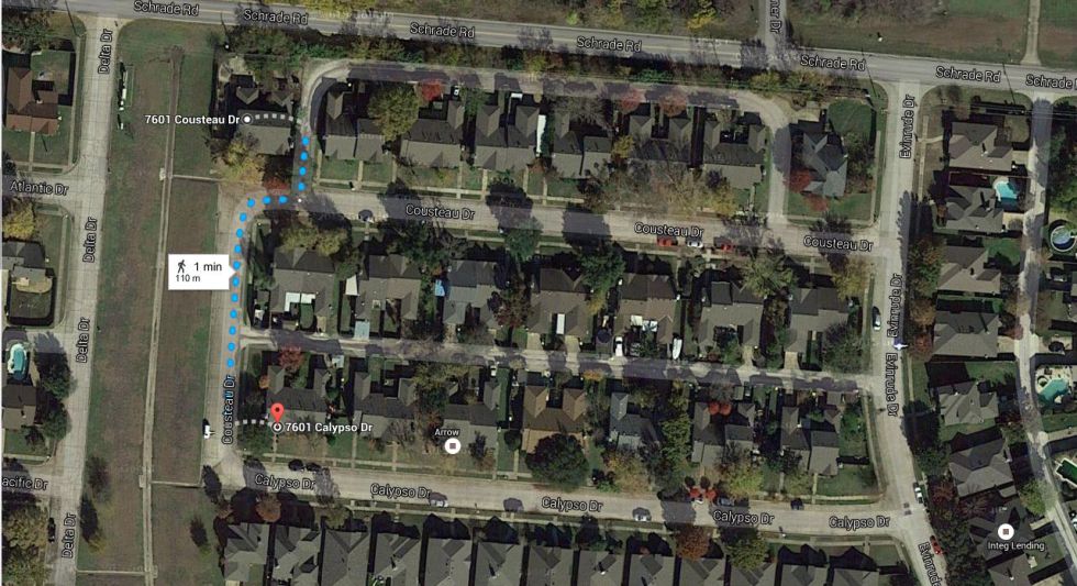 Una captura de Google Maps donde se muestran las dos direcciones que antes estaban mal indicadas. La casa que debía ser demolida estaba en el 7601 de la calle Coosteau de Rowlett (Texas, Estados Unidos), pero echaron abajo la del 7601 de Calypso