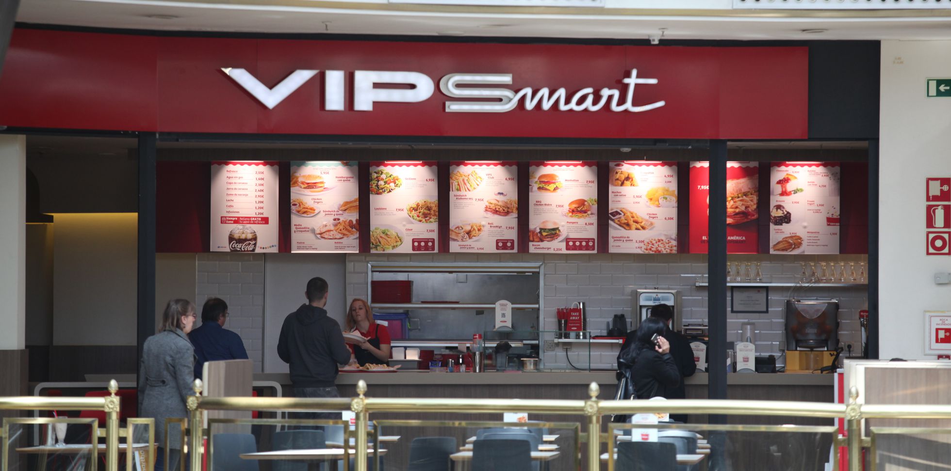 Establecimiento del grupo VIPS en Madrid bajo su nuevo formato. Establecimiento del grupo VIPS en Madrid bajo su nuevo formato.