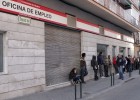 El gasto en protección frente al paro prosigue con su desplome