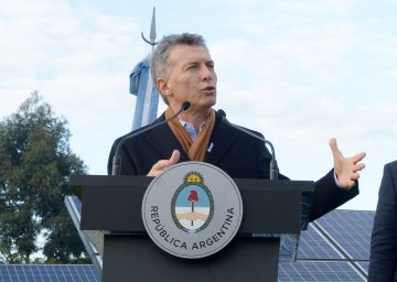 Macri augura una inversión de 2.000 millones de dólares en energía renovable Macri augura una inversión de 2.000 millones de dólares en energía renovable