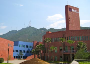 Exteriores de la sede de EGADE en Monterrey.