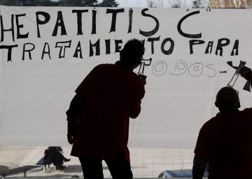 Dos de cada tres euros de la deuda regional son por facturas sanitarias Dos de cada tres euros de la deuda regional son por facturas sanitarias