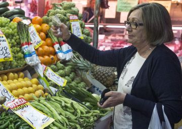Los precios caen un 1% en mayo y encadenan cinco meses a la baja