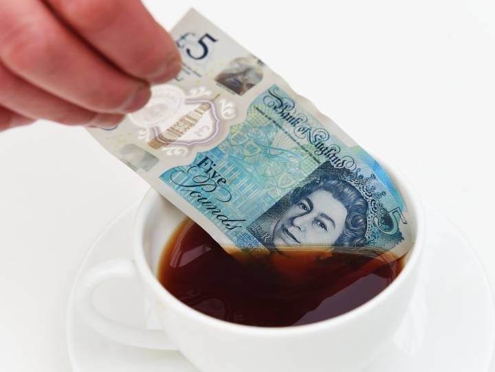 Prueba de resistencia del nuevo billete. Prueba de resistencia del nuevo billete.