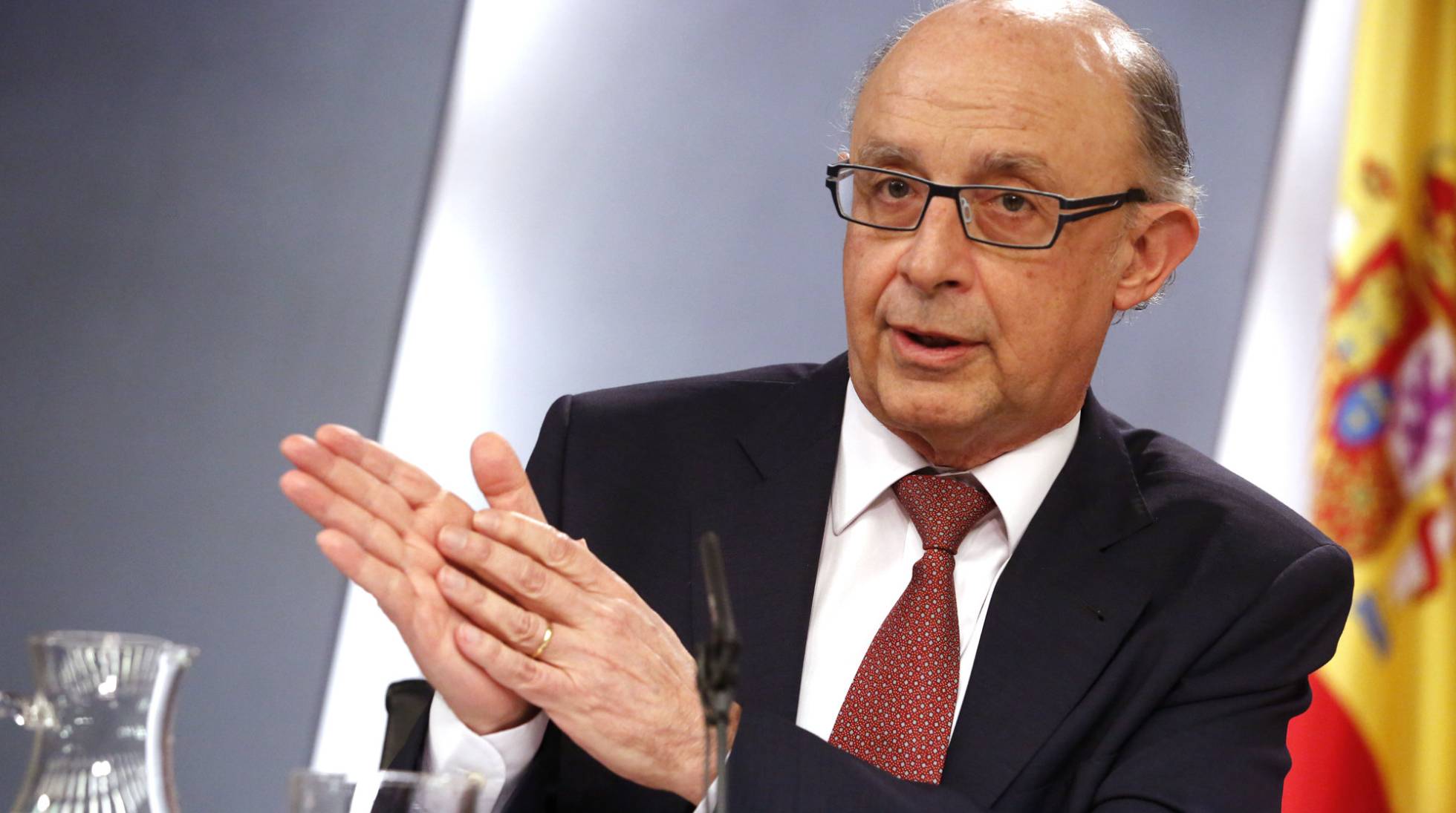 Hacienda estudia que las empresas anticipen parte del pago de sociedades Hacienda estudia que las empresas anticipen parte del pago de sociedades