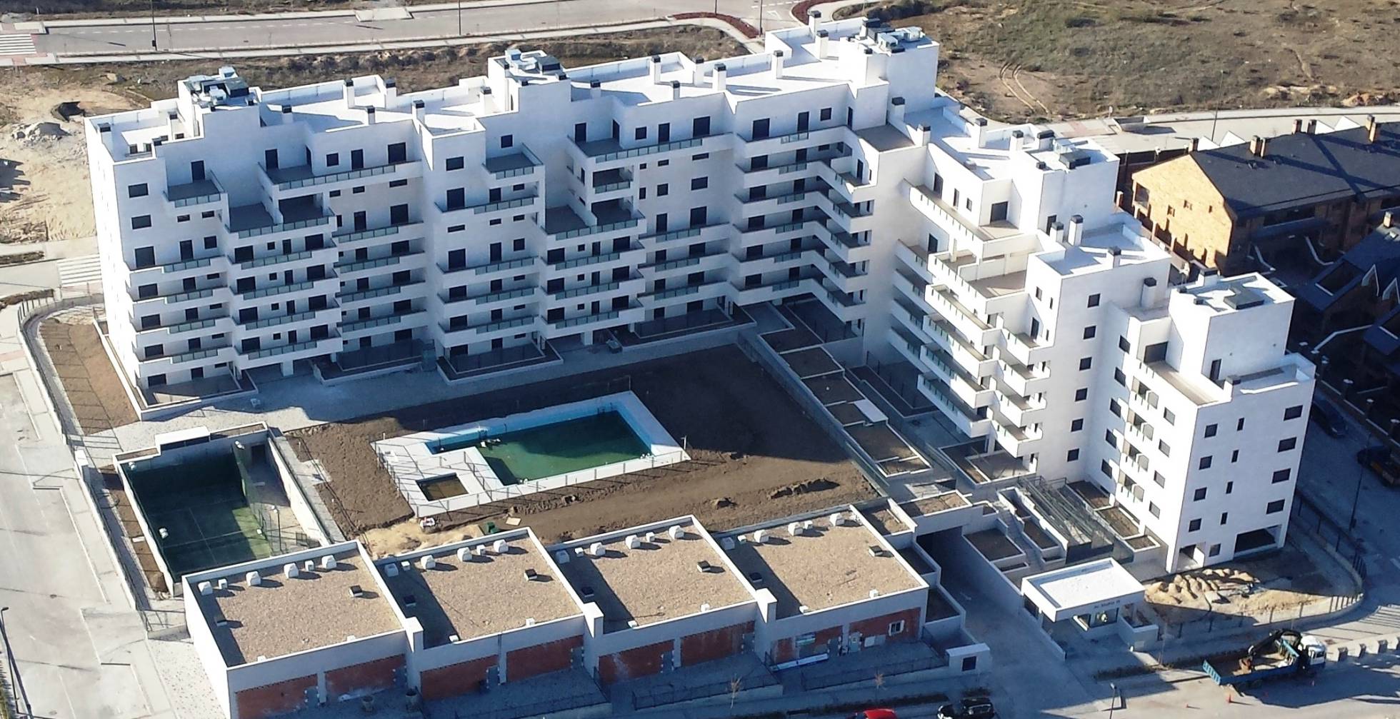 Una modesta cooperativa de 80 pisos demuestra que otra forma de construir es posible